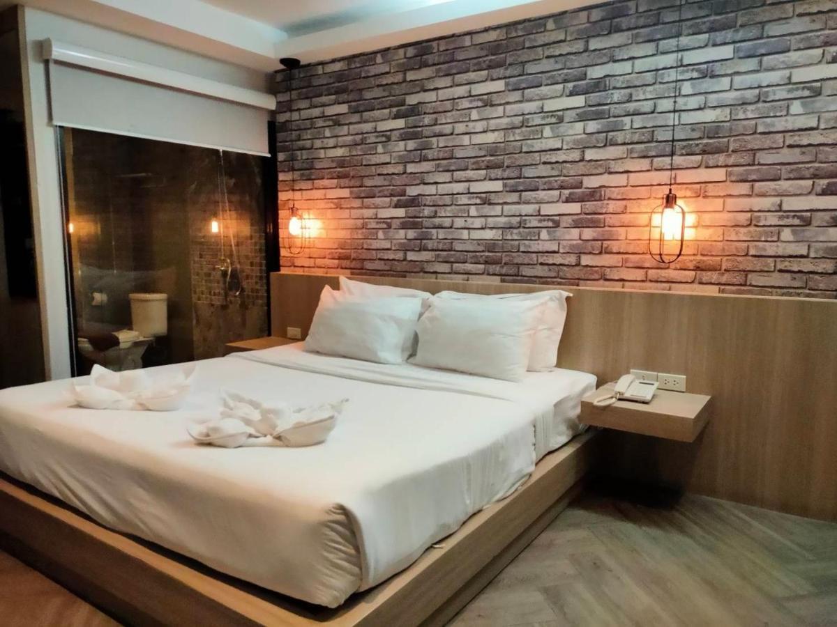 168 Studio Hotel Ubon Ratchathani Exterior photo
