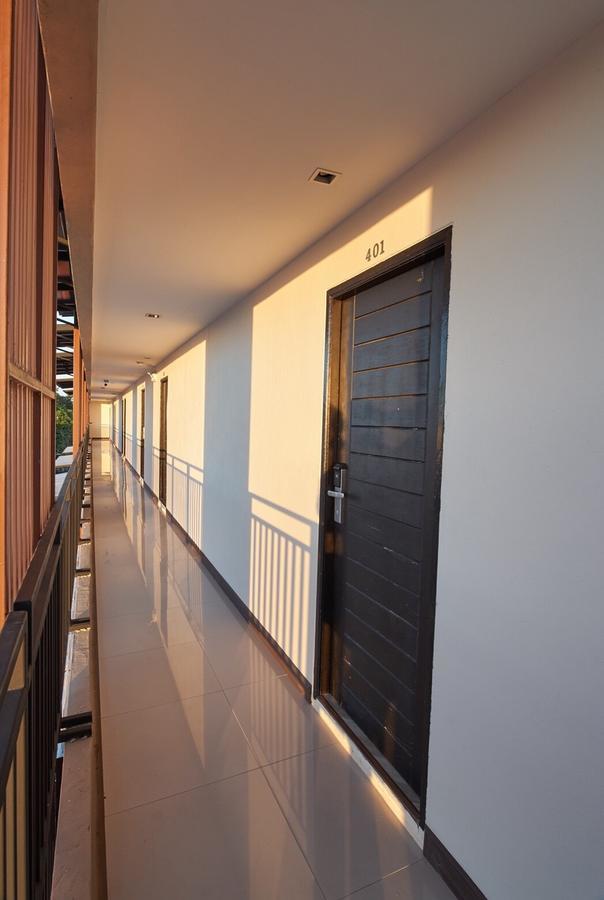 168 Studio Hotel Ubon Ratchathani Exterior photo