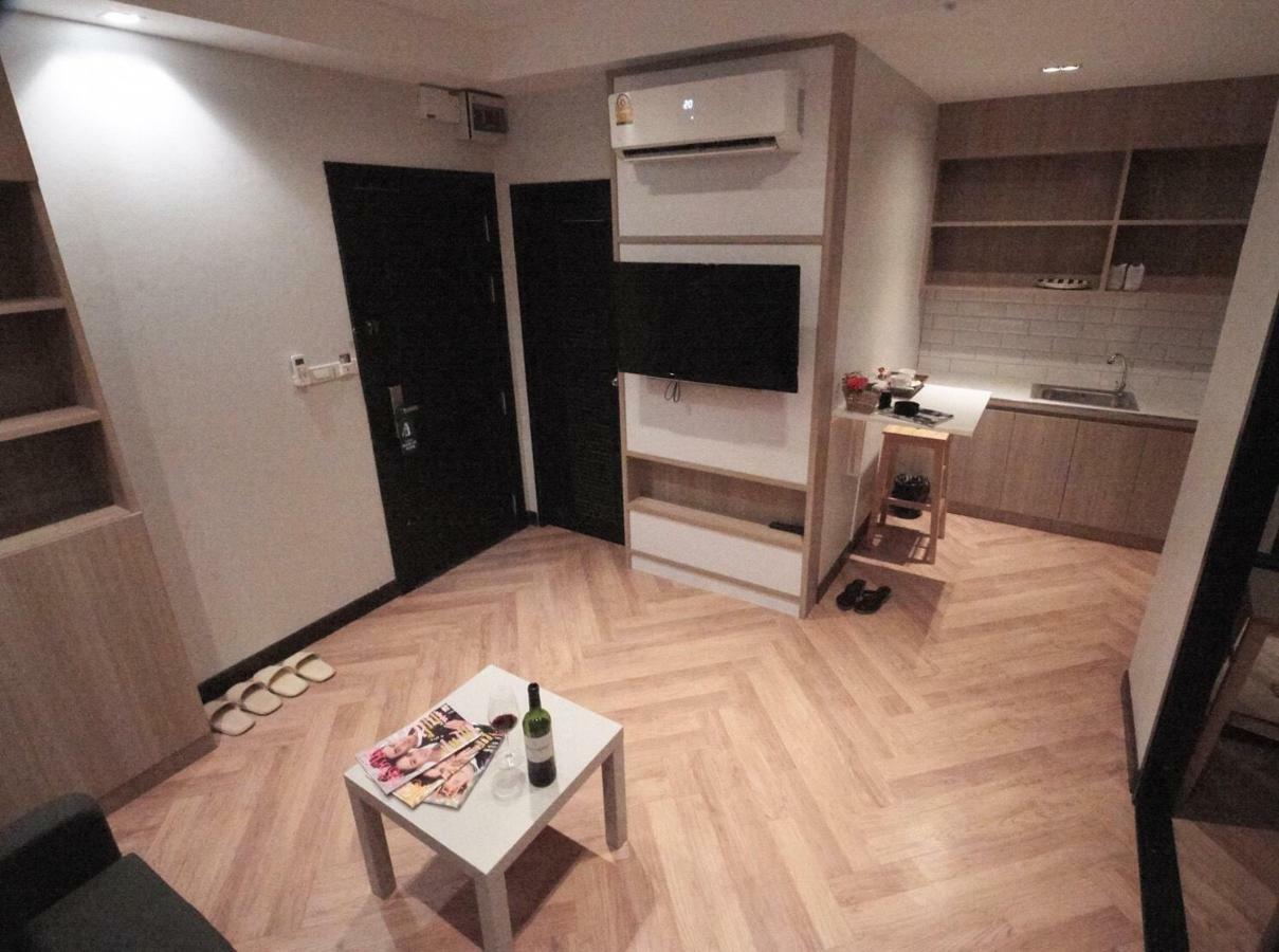 168 Studio Hotel Ubon Ratchathani Exterior photo