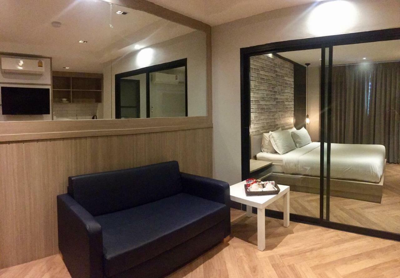 168 Studio Hotel Ubon Ratchathani Exterior photo